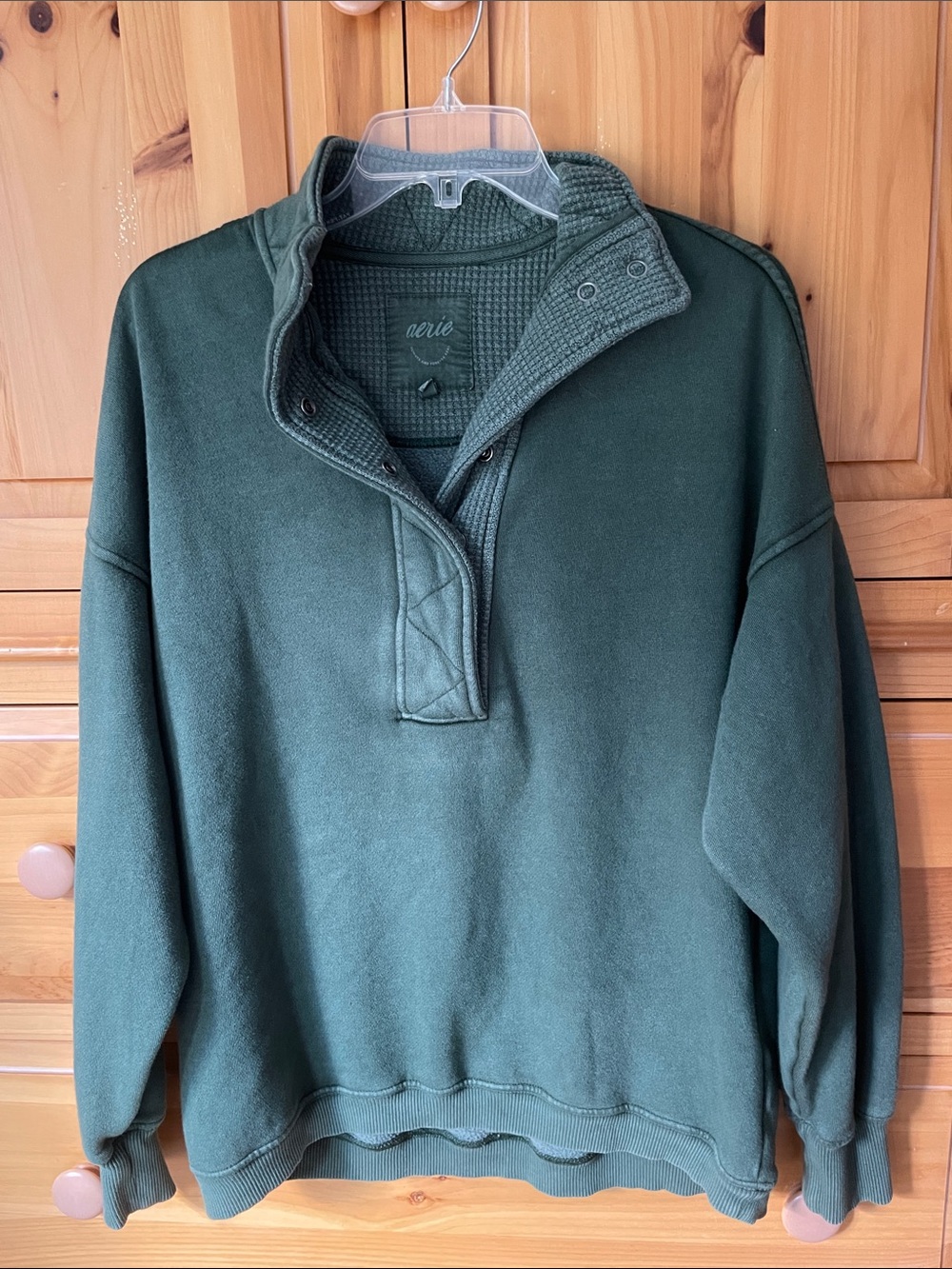 aerie Men's Dark Green half snap Collar Sweatshirt